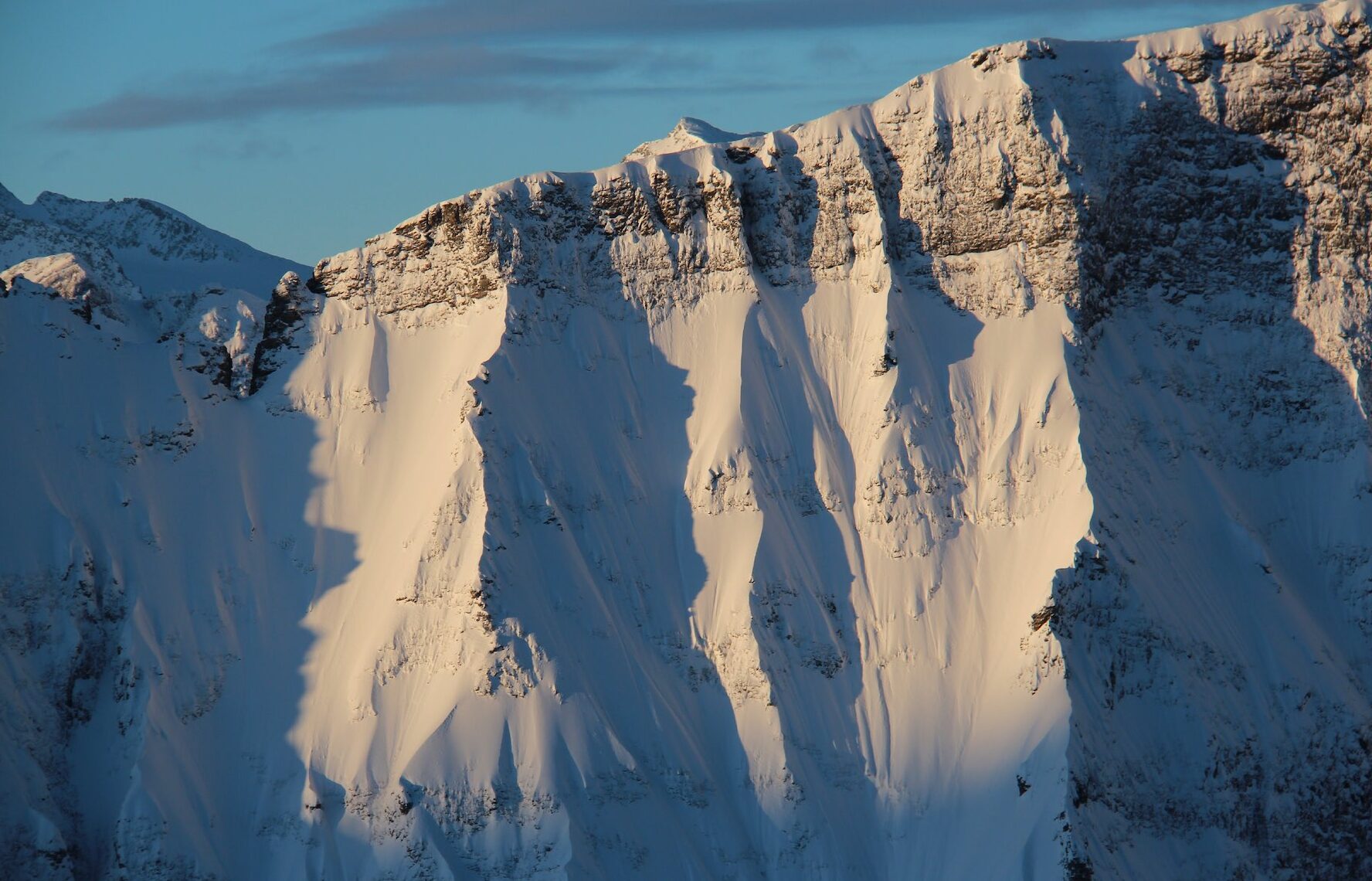 Der Durstlöscher für Wissen über Schnee, Eis und Risiko Lawine @ snow institute I LWD Tirol